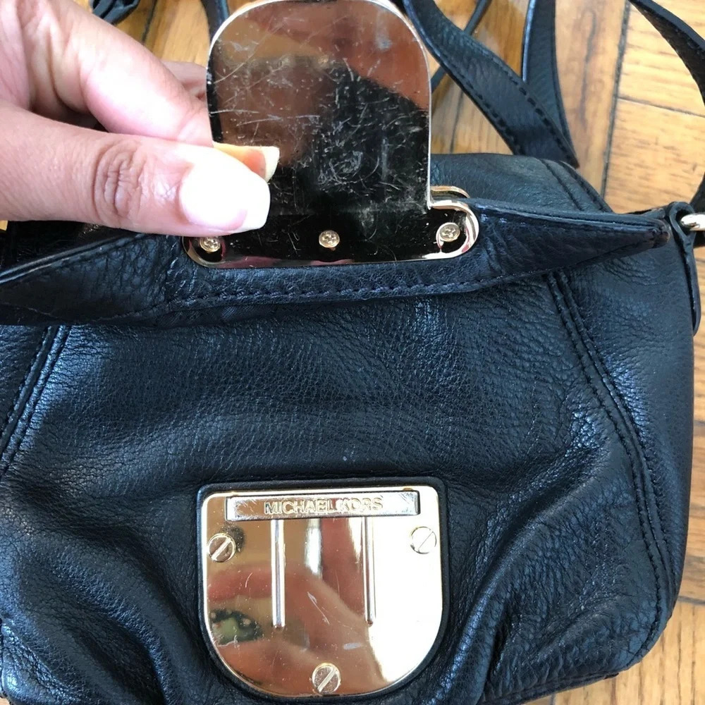 Michael Kors Leather Crossbody Purse - Picture 6 of 9